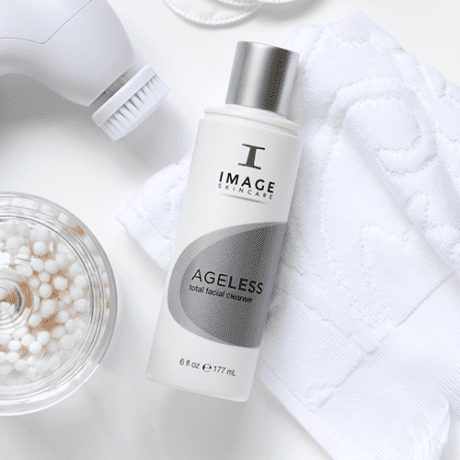 lifestyle-shotsageless-total-facial-cleanser_500x500